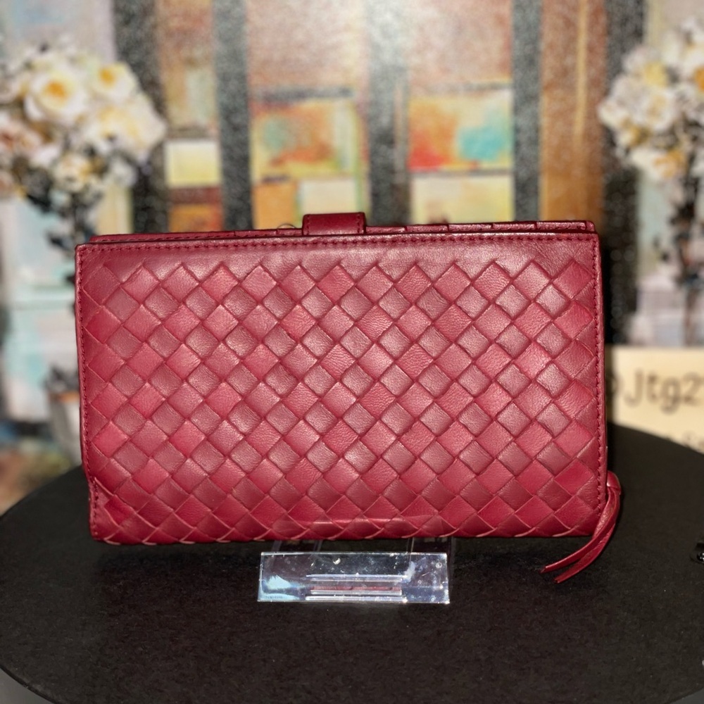 Bottega Veneta Red Intrecciato Leather Continental Wallet - Picture 3 of 13